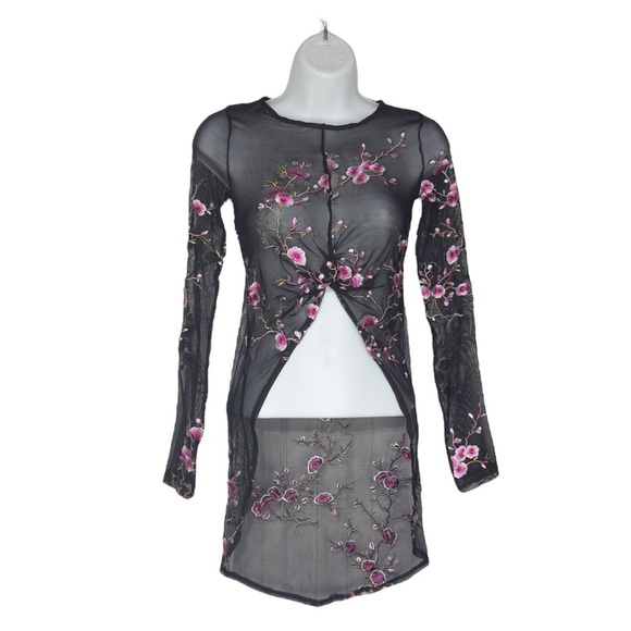 Weissman Black Floral Sheer Embroidered Metallic  Over Top Extra Small - Picture 2 of 9